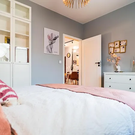 Apartamentysnu, Sloneczny Komfort, Centrum Апартаменты